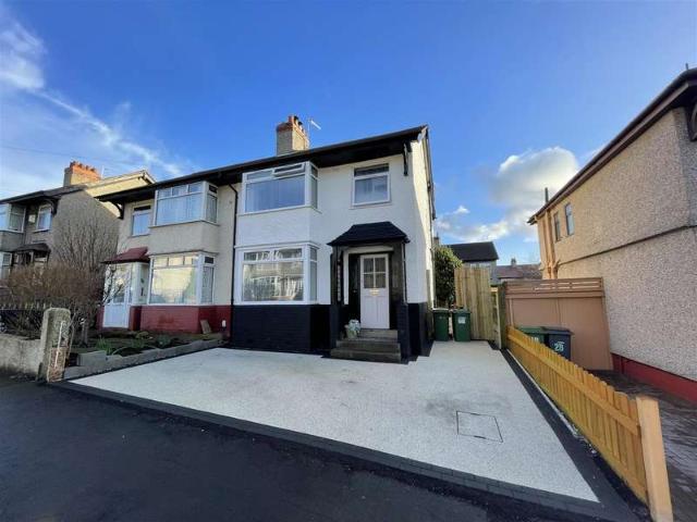 3 Bedroom Semi Detached House