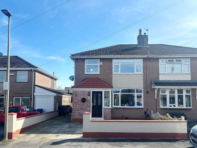 3 Bedroom Semi Detached House