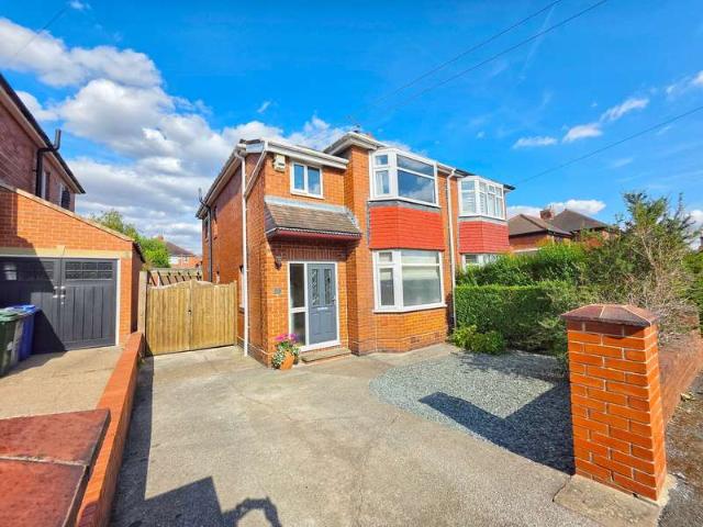 3 Bedroom Semi Detached House