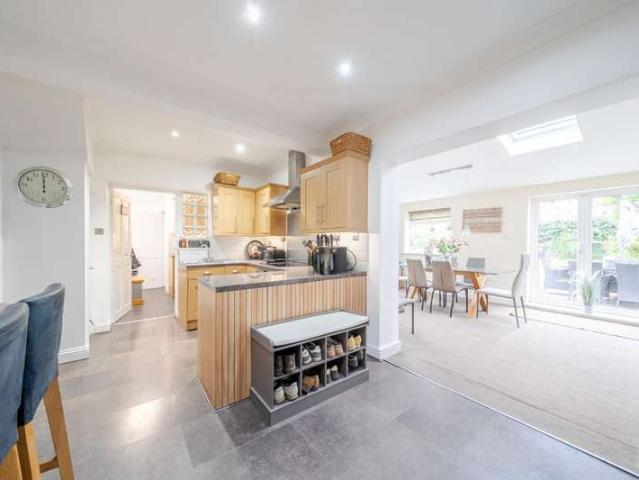 3 Bedroom Semi Detached House