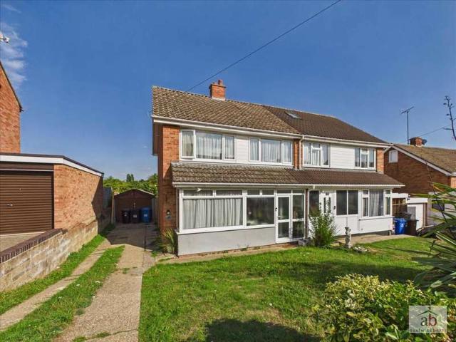 3 Bedroom Semi Detached House