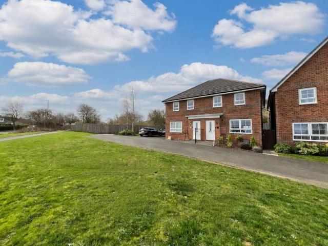3 Bedroom Semi Detached House