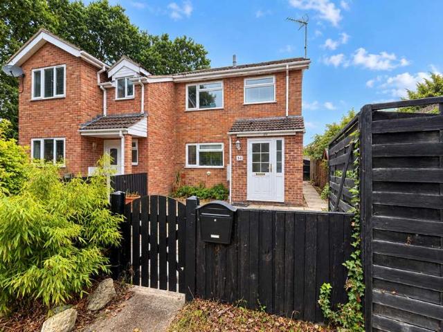 3 Bedroom Semi Detached House