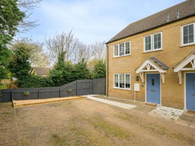 3 Bedroom Semi Detached House