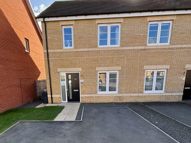 3 Bedroom Semi Detached House