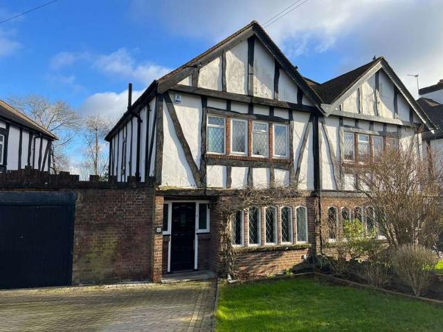 3 Bedroom Semi Detached House