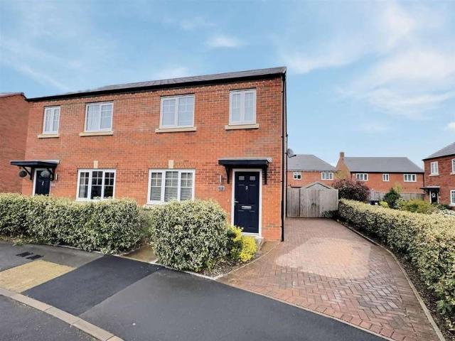 3 Bedroom Semi Detached House