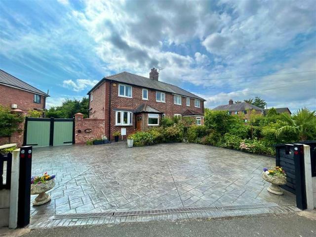 3 Bedroom Semi Detached House