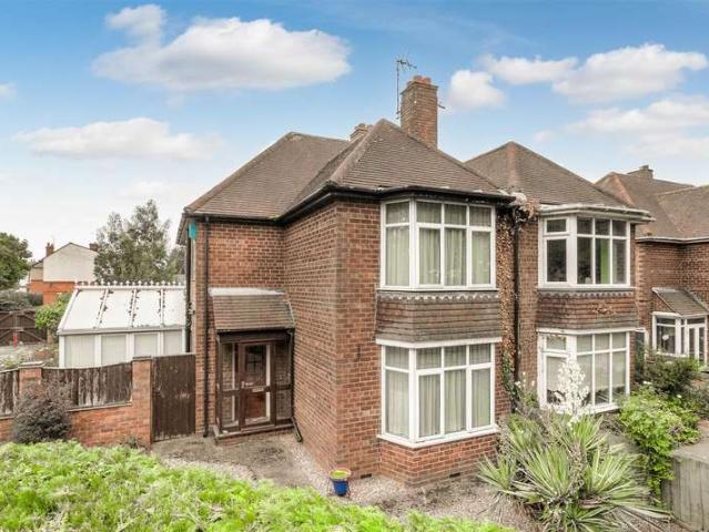 3 Bedroom Semi Detached House