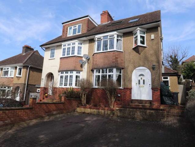 3 Bedroom Semi Detached House