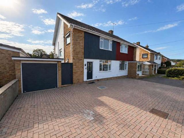 3 Bedroom Semi Detached House