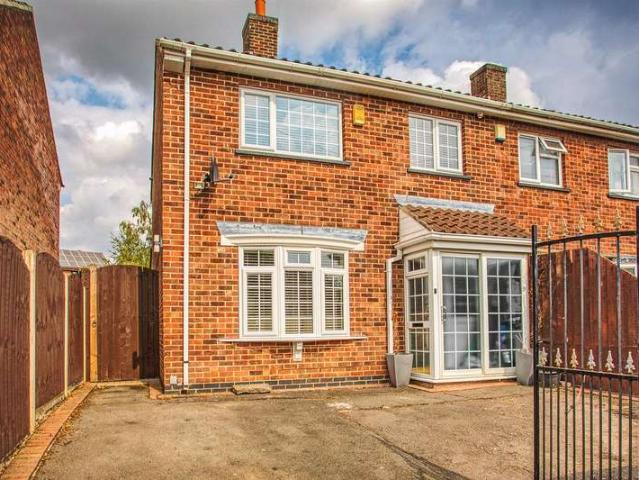 3 Bedroom Semi Detached House