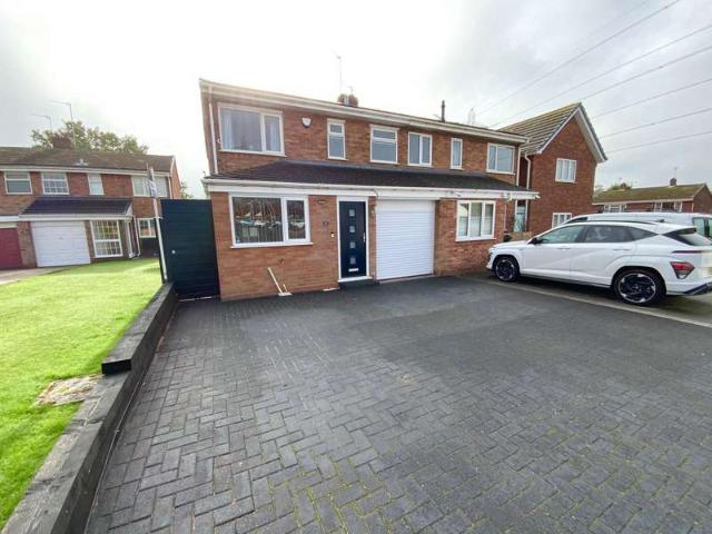 3 Bedroom Semi Detached House