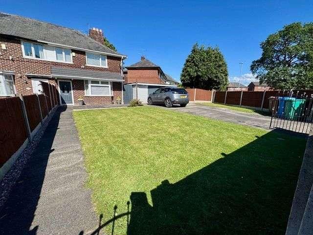 3 Bedroom Semi Detached House