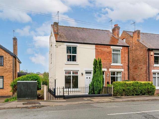 3 Bedroom Semi Detached House