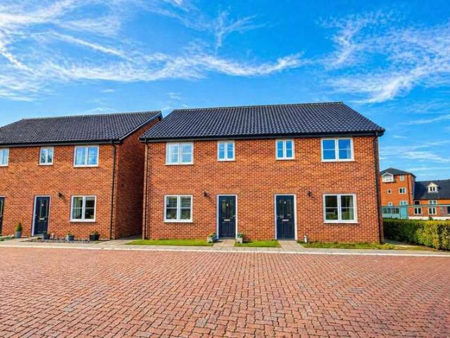 3 Bedroom Semi Detached House