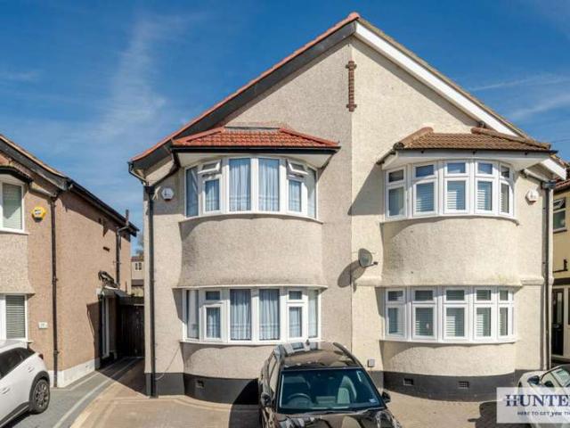 3 Bedroom Semi Detached House