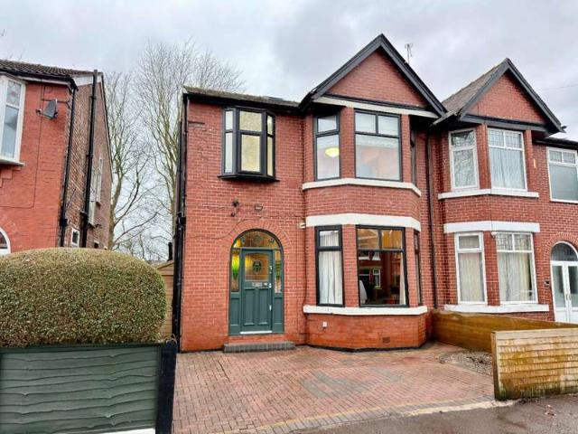 3 Bedroom Semi Detached House