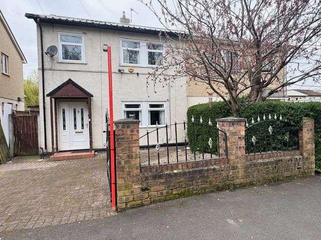 3 Bedroom Semi Detached House