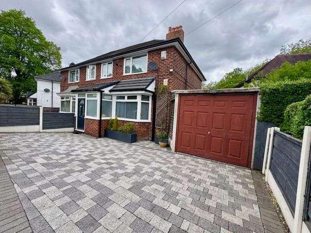 3 Bedroom Semi Detached House