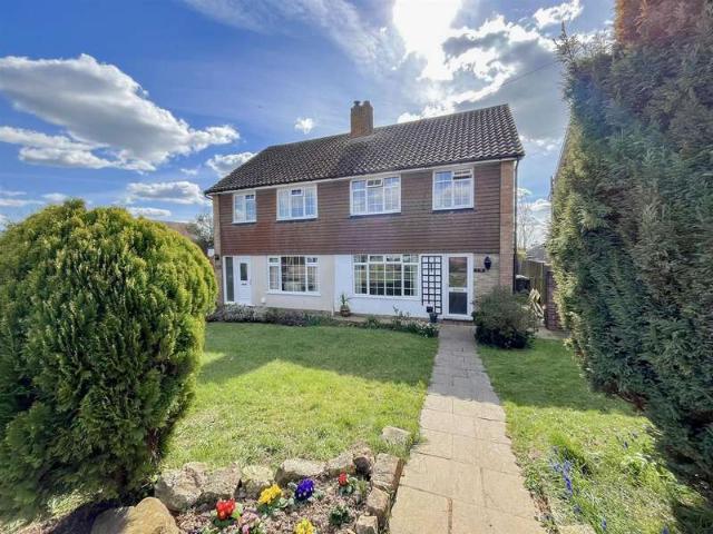 3 Bedroom Semi Detached House