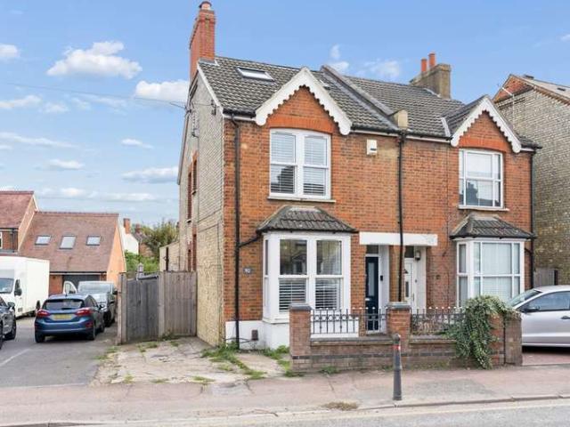 3 Bedroom Semi Detached House