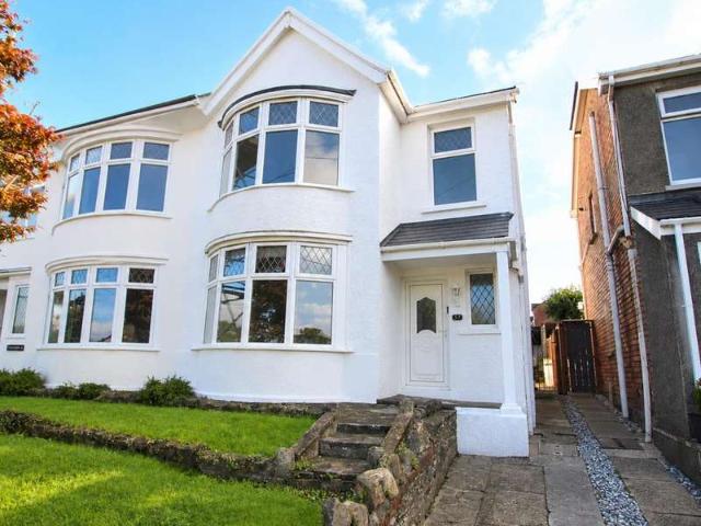 3 Bedroom Semi Detached House