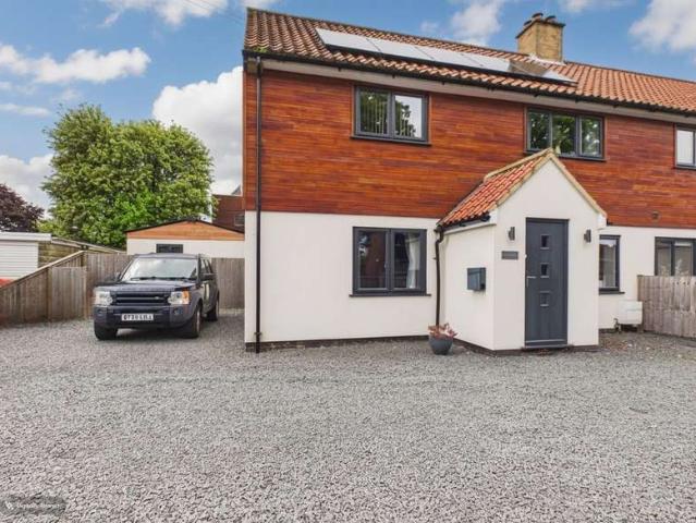 3 Bedroom Semi Detached House