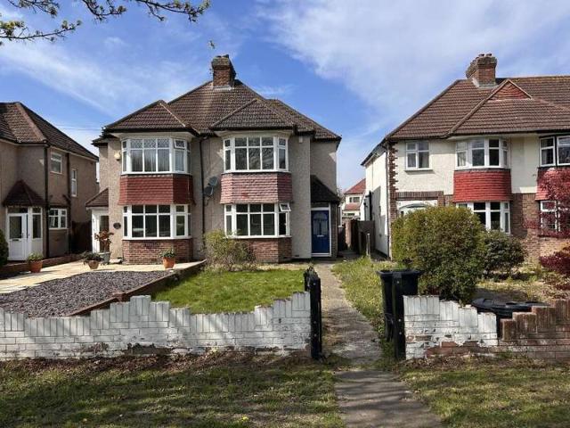 3 Bedroom Semi Detached House