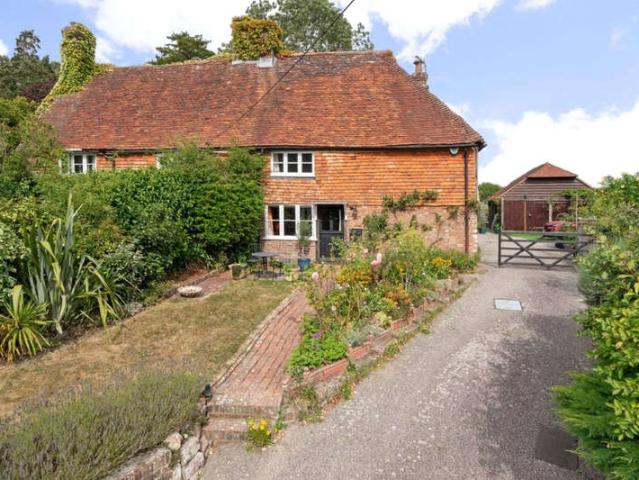 3 Bedroom Semi Detached House