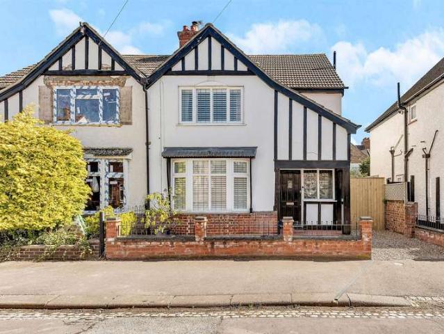 3 Bedroom Semi Detached House