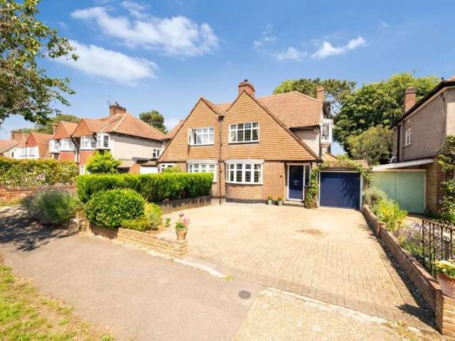 3 Bedroom Semi Detached House