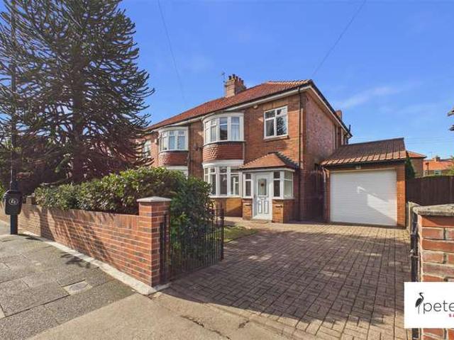 3 Bedroom Semi Detached House