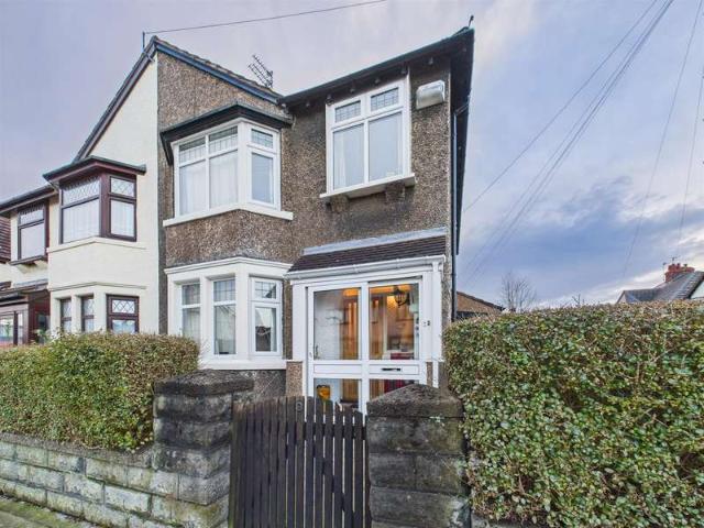 3 Bedroom Semi Detached House