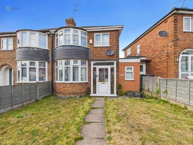 3 Bedroom Semi Detached House