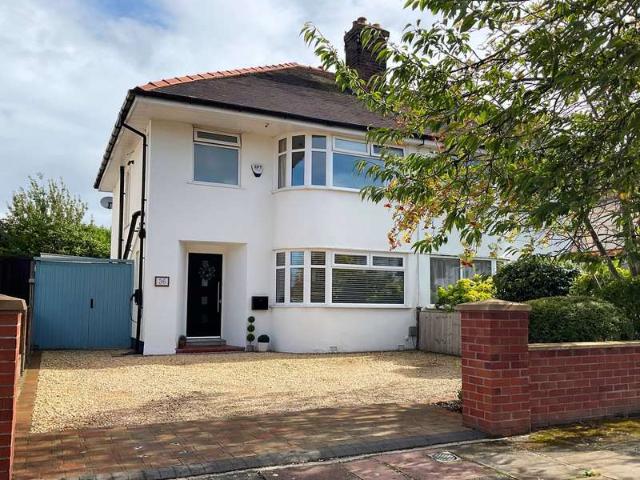 3 Bedroom Semi Detached House