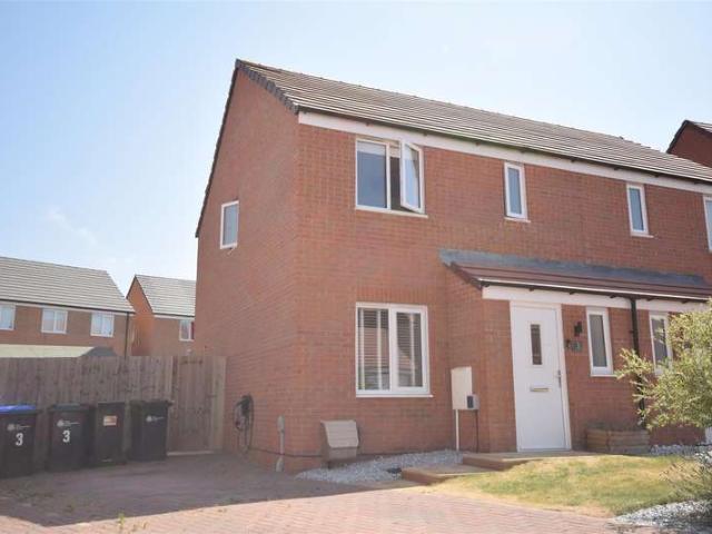 3 Bedroom Semi Detached House