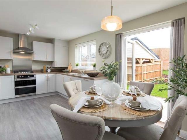 3 Bedroom Semi Detached House