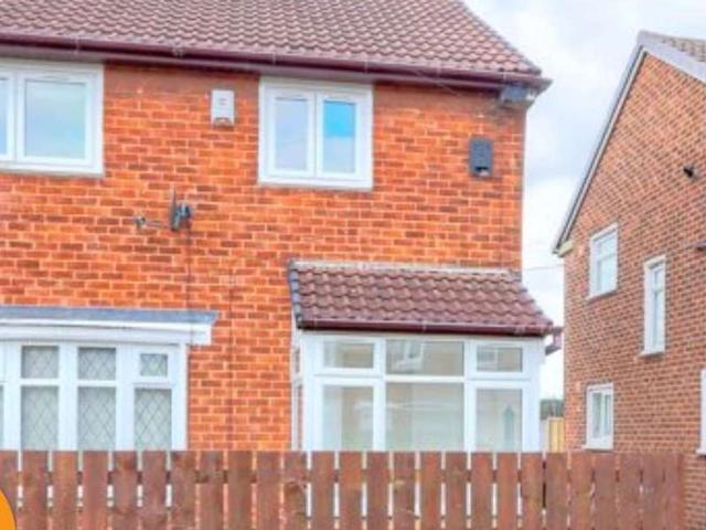 3 Bedroom Semi Detached House