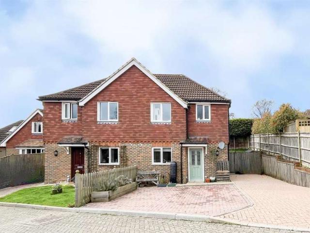 3 Bedroom Semi Detached House
