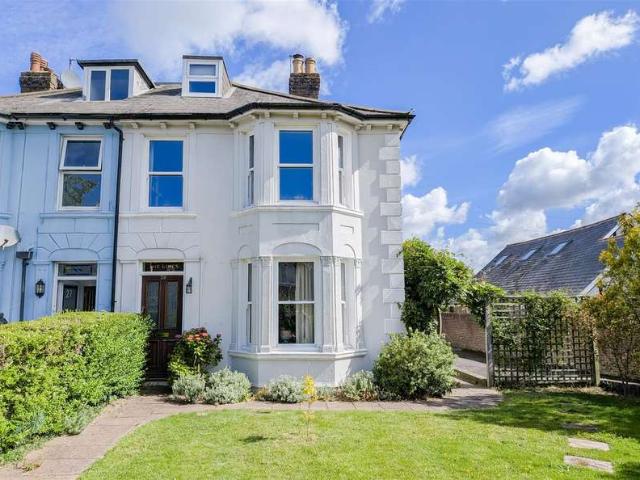3 Bedroom Semi Detached House