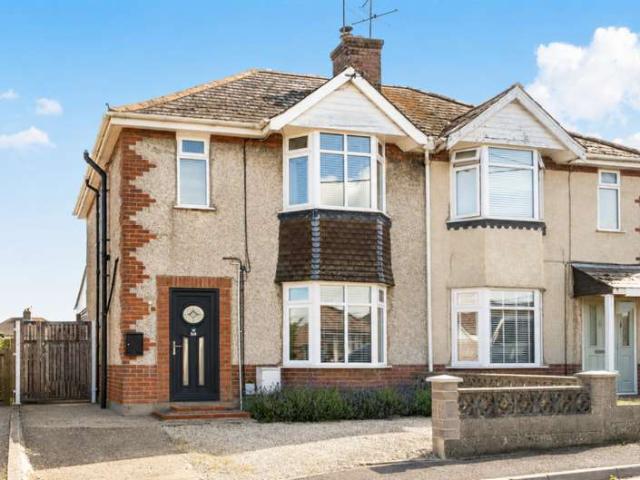 3 Bedroom Semi Detached House