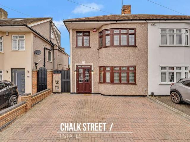 3 Bedroom Semi Detached House