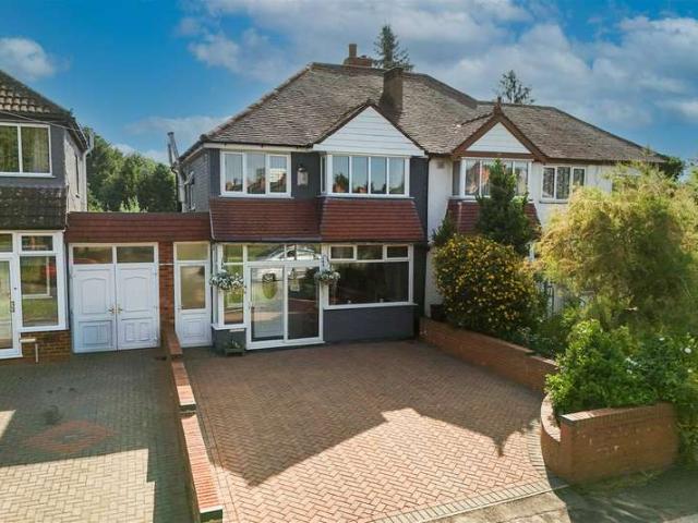 3 Bedroom Semi Detached House