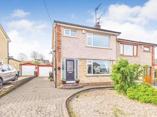 3 Bedroom Semi Detached House