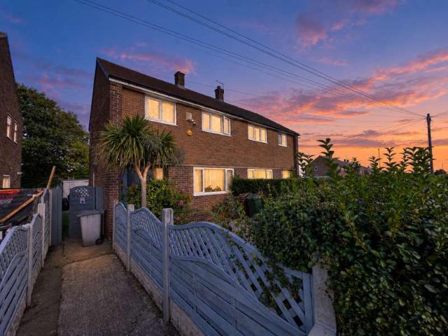 3 Bedroom Semi Detached House