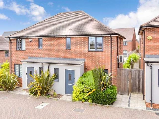 3 Bedroom Semi Detached House