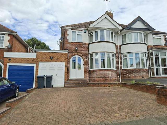 3 Bedroom Semi Detached House