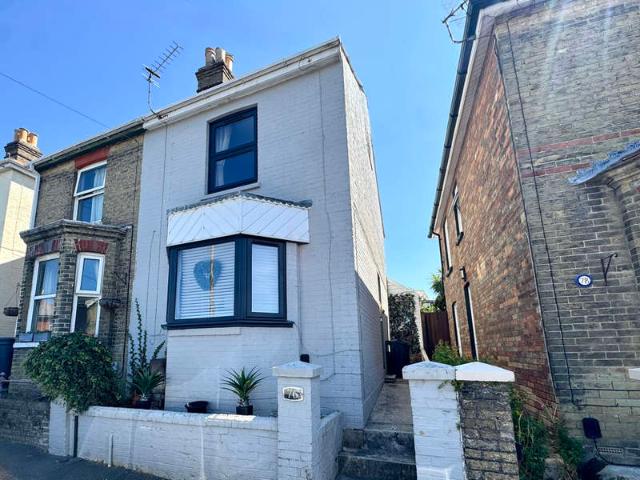 3 Bedroom Semi Detached House
