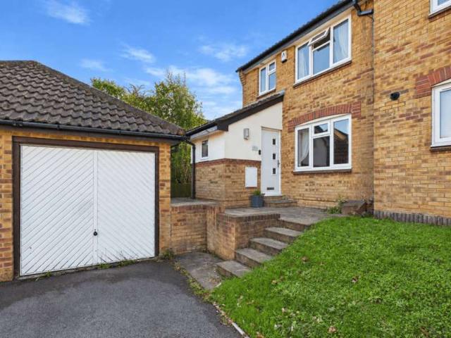 3 Bedroom Semi Detached House